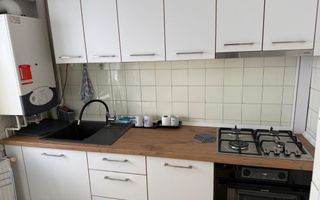 Apartament 3 camere de inchiriat ultracentral - Poză 1