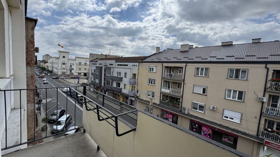 De inchiriat Apartament Central 2 Camere Bulevardul  I.C Brateanu - Poză 2