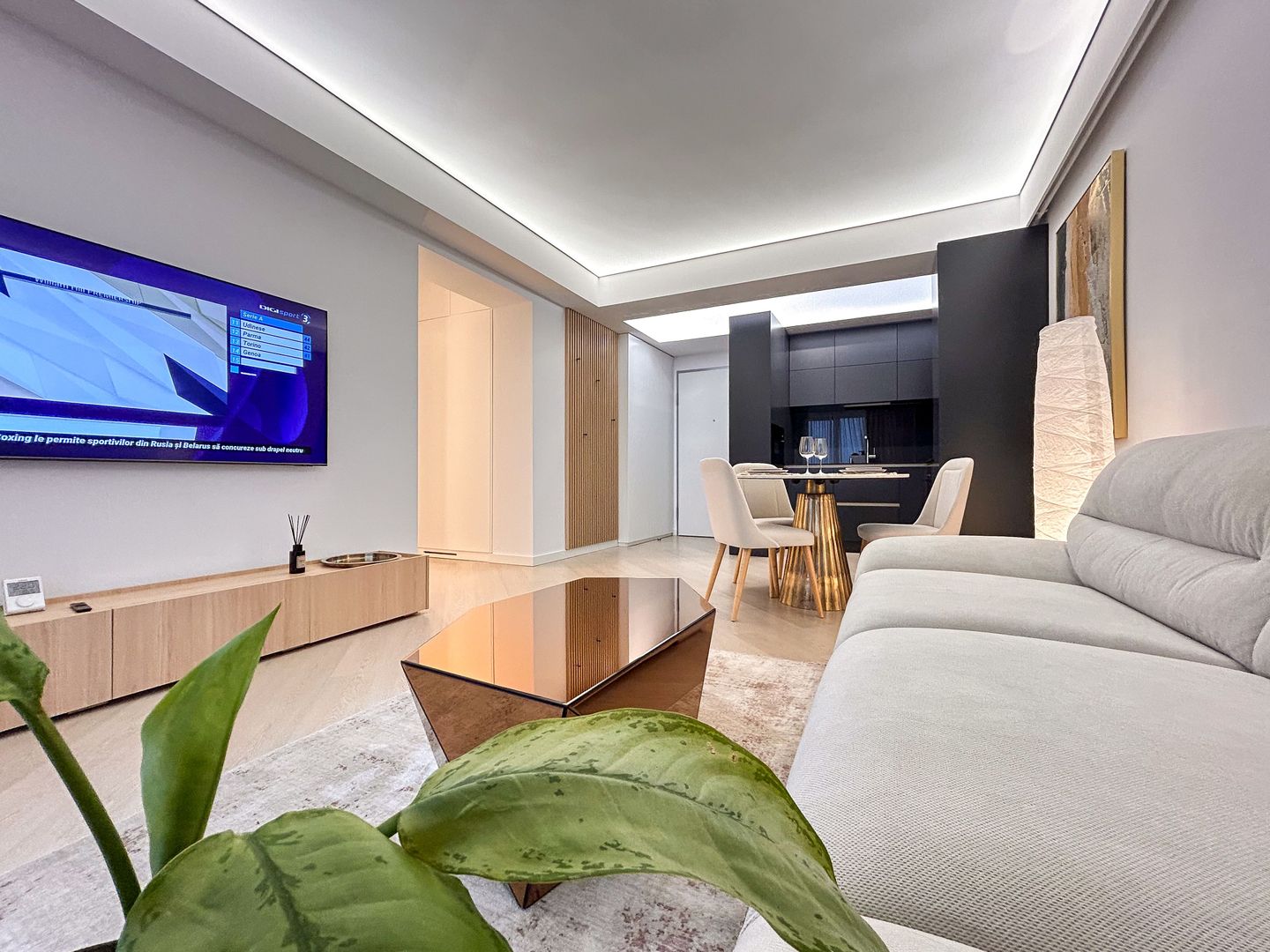 Chirie I Apartament 2 camere I Cortina North I Vedere Oraș I Faza 1 - Poză 1