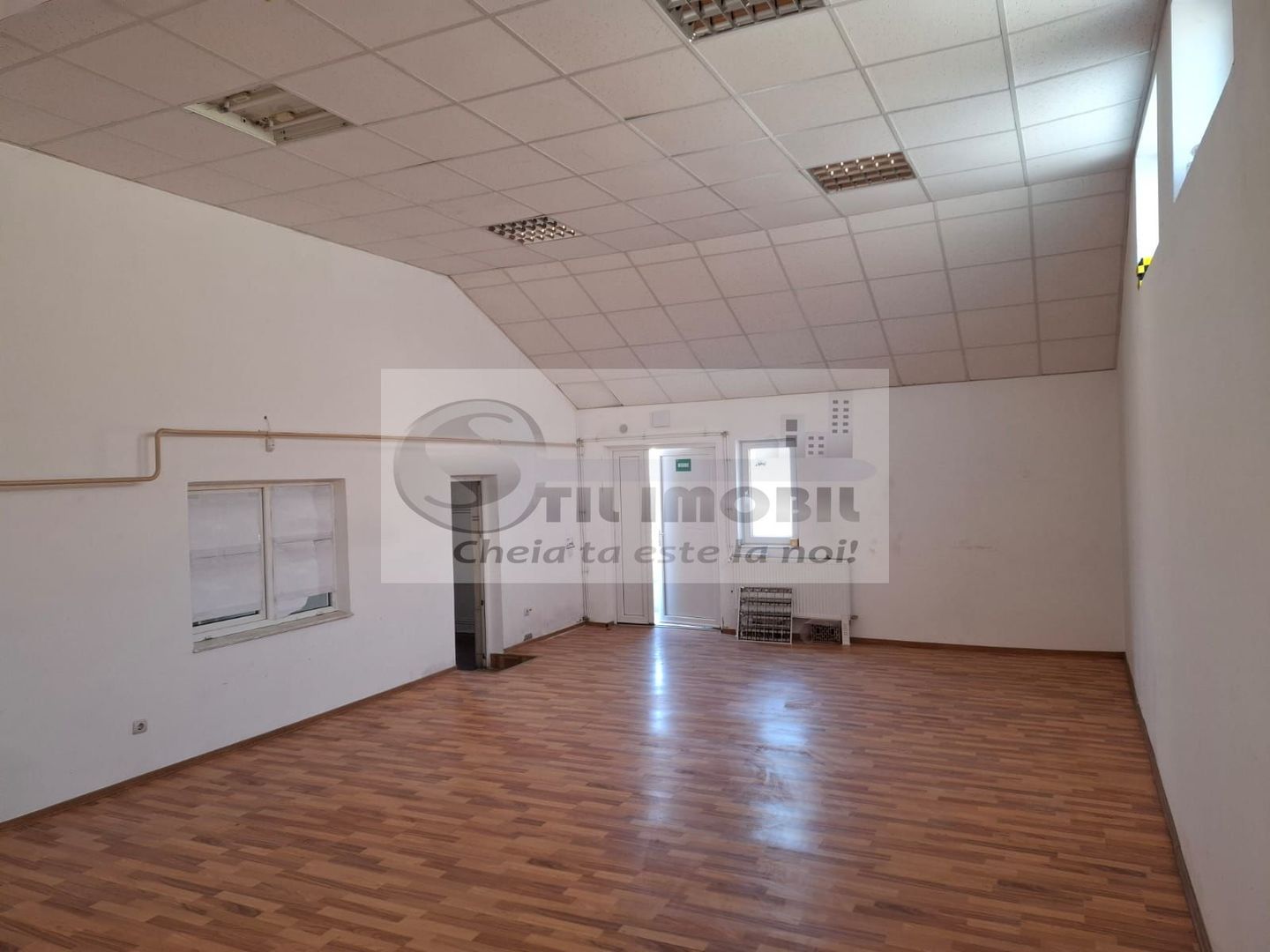 Spatiu birouri de inchiriat in Valea Lupului 1 600 euro - Poză 2