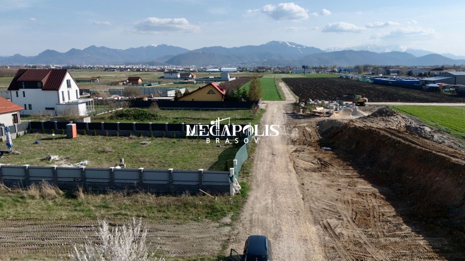 Teren intavilan | Autorizație de construcție + Avize | P + 2E + M - Poză 9