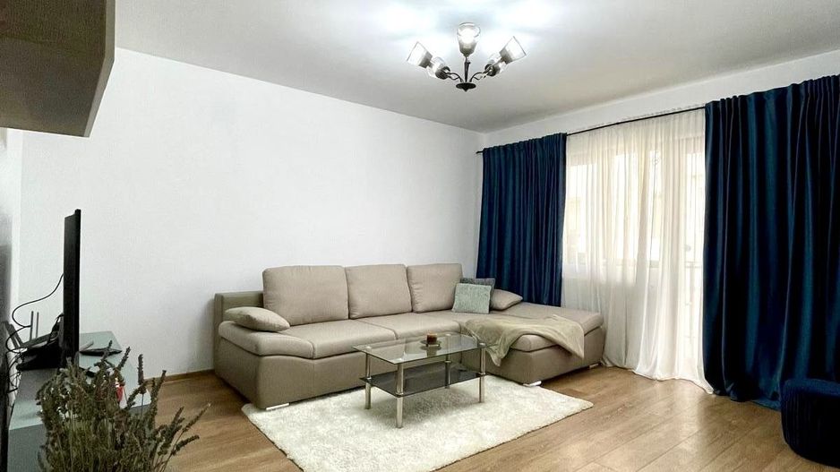 APARTAMENT IN VILA - Poză 1
