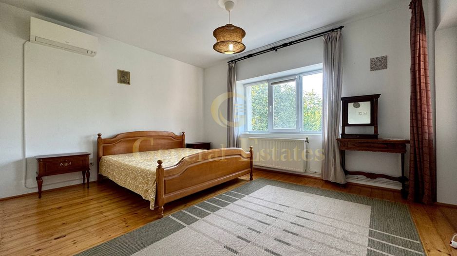 Vânzare Casă  D+P+E - 230 m.p. - Bucium - Poză 10