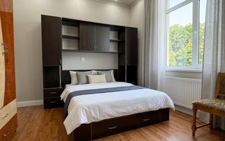 BIJUTERIE/ INVESTITIE- 3 camere vila interbelică| Mansardă - Poză 1