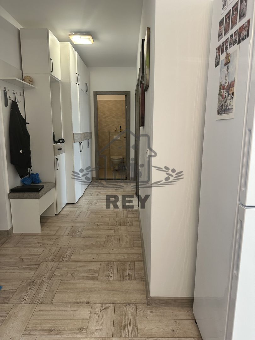 Apartament de vânzare 3 camere zona Balanta/Parcare sub și supra terană - Poză 4
