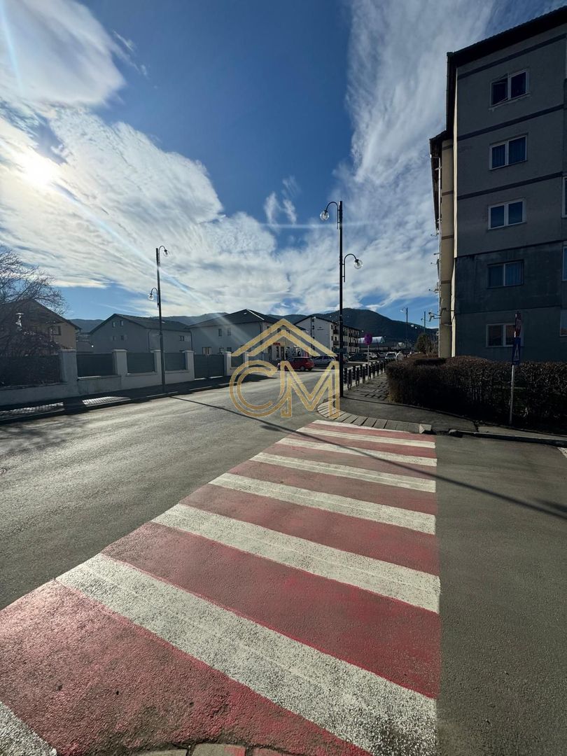 Teren Intravilan - 547 Mp - Utilitati- Cisnădie - Poză 4