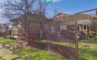 Casă cu 4 camere toate utilitățile și 1150mp teren - Poză 9