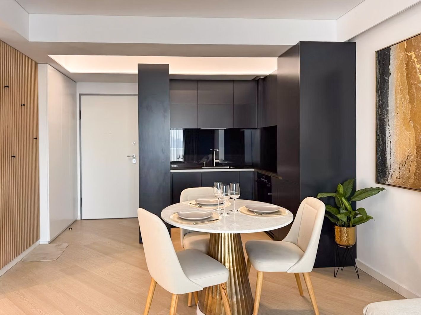 Chirie I Apartament 2 camere I Cortina North I Vedere Oraș I Faza 1 - Poză 2