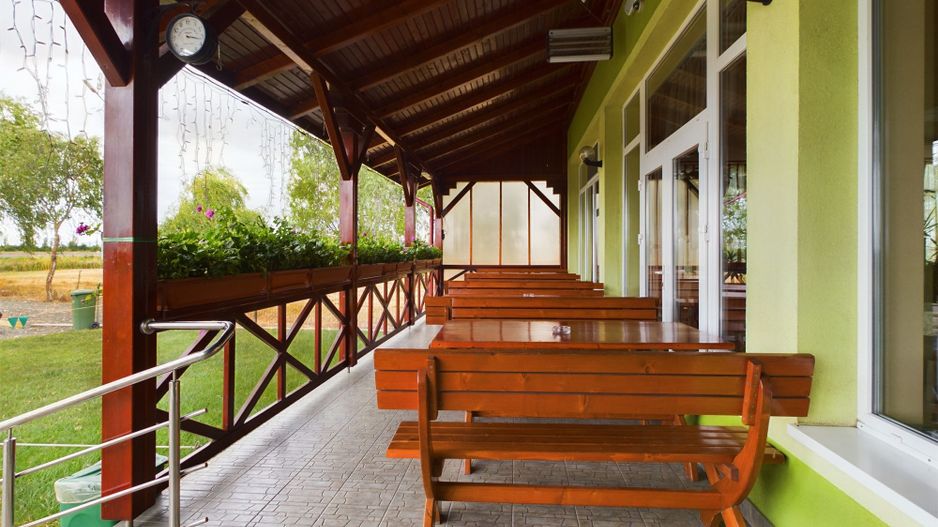 Pensiune in Arad (Vladimirescu) pe DN7 - Poză 19