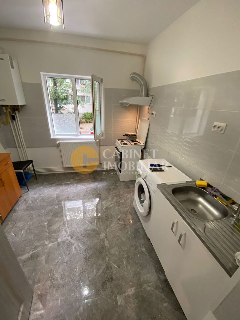 3 CAMERE DECOMANDAT - MIRCEA CEL BATRAN -  RENOVAT - Poză 6