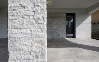 OFERTA VANDUTA - Casa de vis în Dumbrăvița - confort, siguranță și natură! - Poză 36