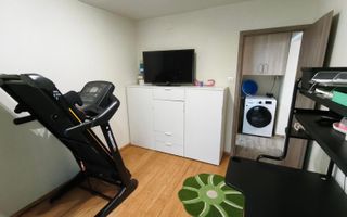 Apartament 4 camere, etaj 2, boxa, garaj - zona Steaua - Poză 11