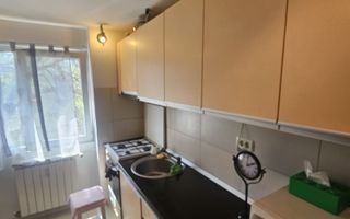 Apartament  3 camere decomandat 70 MP/ Sector 3/ 6 MIN PANA LA METROU - Poză 4