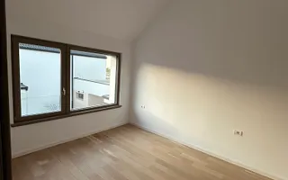 Casa cu 4 camere - Dumbravita - Poză 18