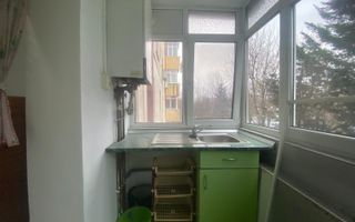 Vanzare apartament cu 3 camere,etajul 1,decomandat - M3, Târgoviște - Poză 8