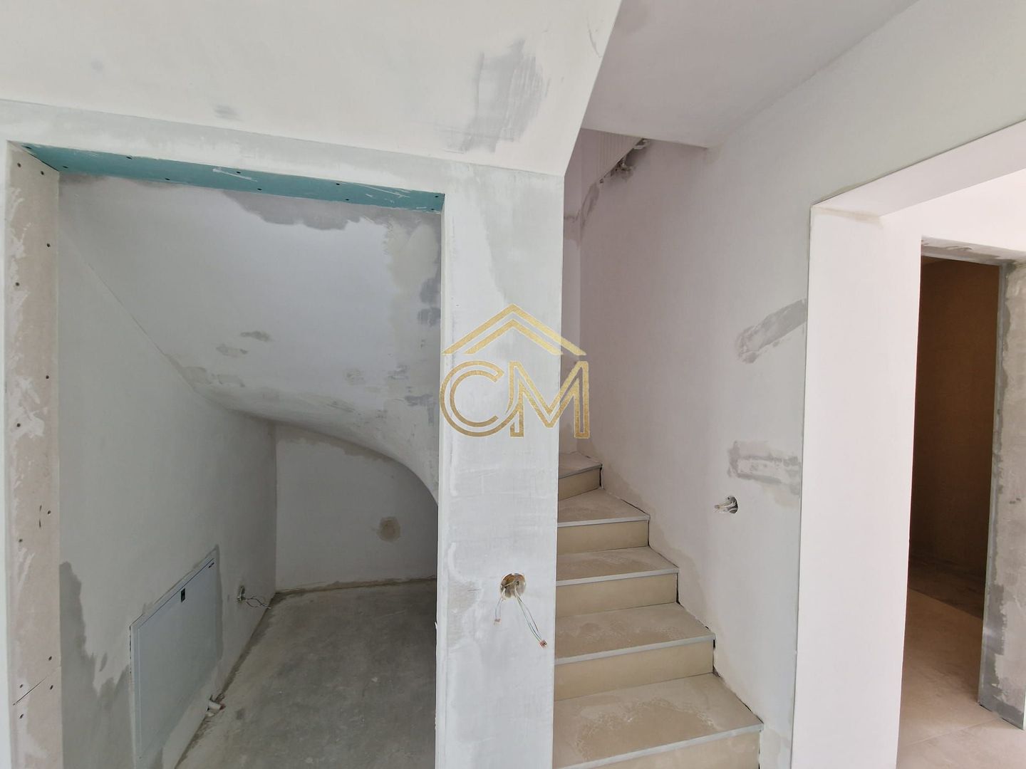 Casă 4 Camere - 110 MPU - 264 MP Teren - Terasa - Poză 7
