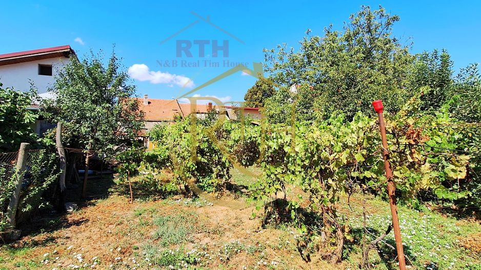 Oferim spre vanzare casa + teren, zona Sagului,  Necesita renovare - Poză 1