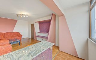 Apartament cu 3 camere decomandat etaj intermediar - Poză 2