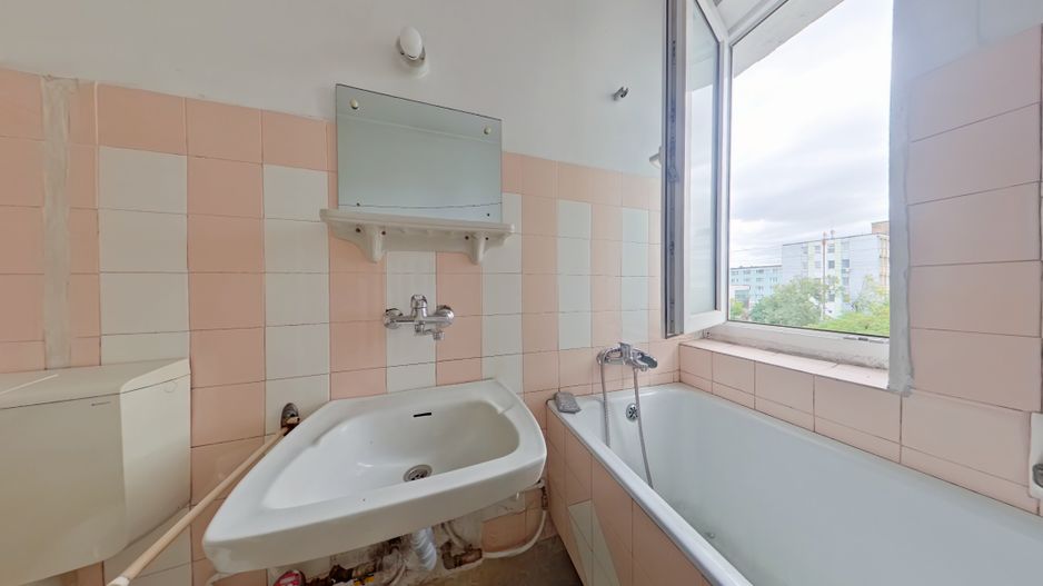 Apartament cu 2 camere, 46 MP, Central, Comision 0% - Poză 16