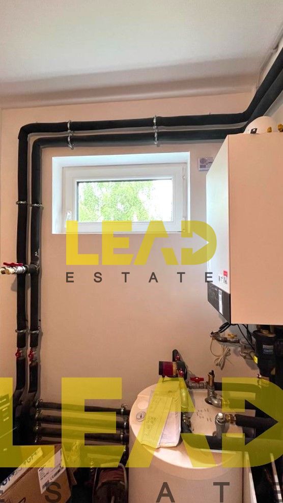 Casa renovata complet! 210 mp utili pe teren de 548 mp! - Poză 24