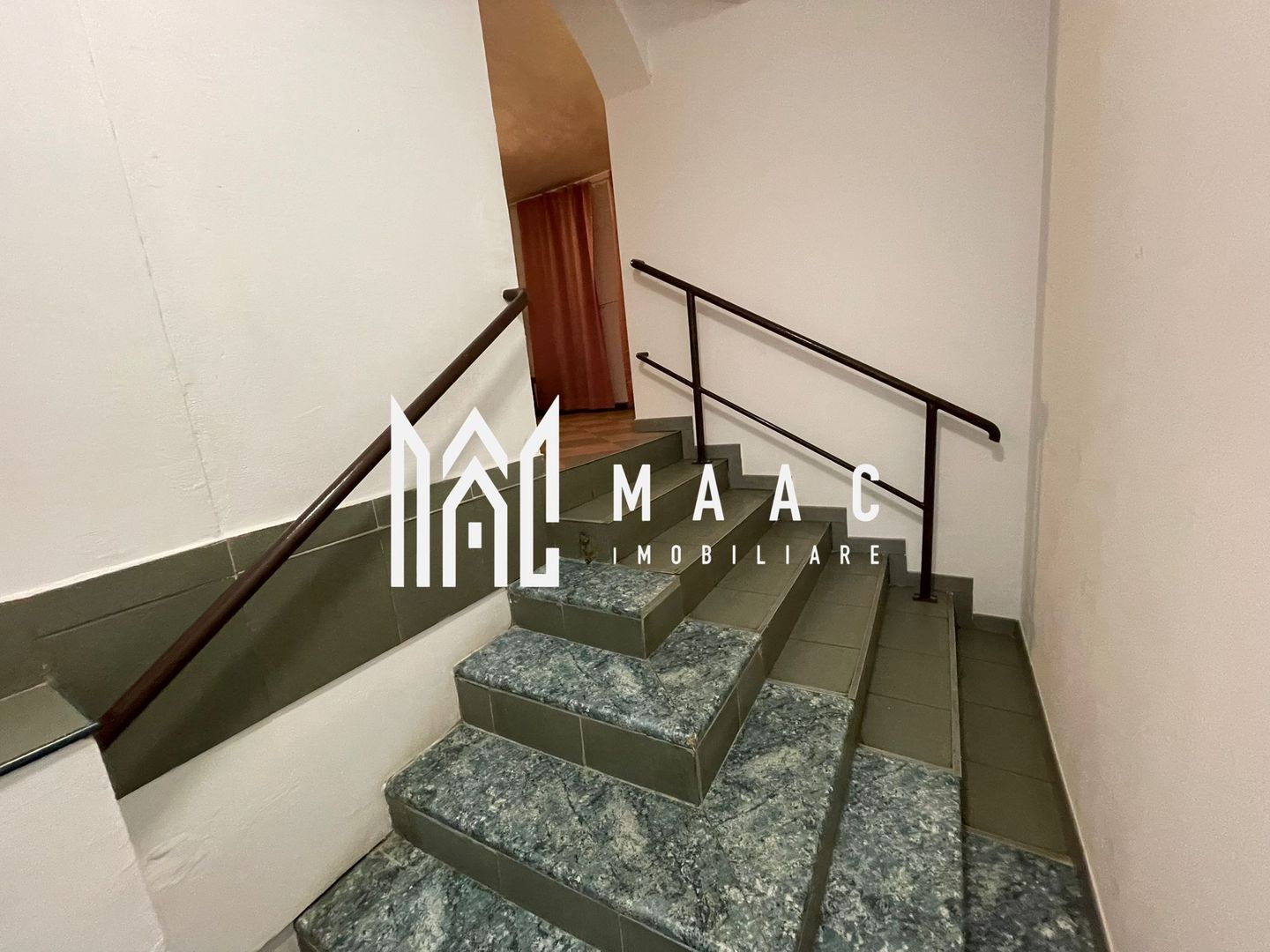 Spatiu comercial | Parcare I Vasile Aaron - Poză 7