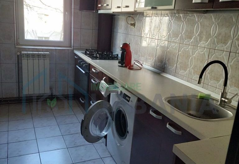 Închiriez apartament - Poză 2
