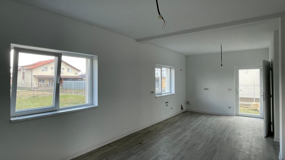 Casă individuală cu 5 camere și teren generos de 600 mp |Mosnița Nouă| - Poză 10