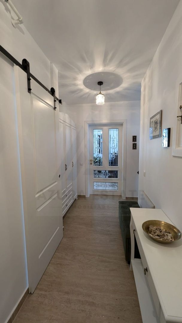 Apartament 3 camere 2 bai 70 mp utili terasa si parcare in Selimbar - Poză 11