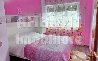 Apartament cu 3 camere, mobilat si utilat, etaj 1, zona Centru; - Poză 7