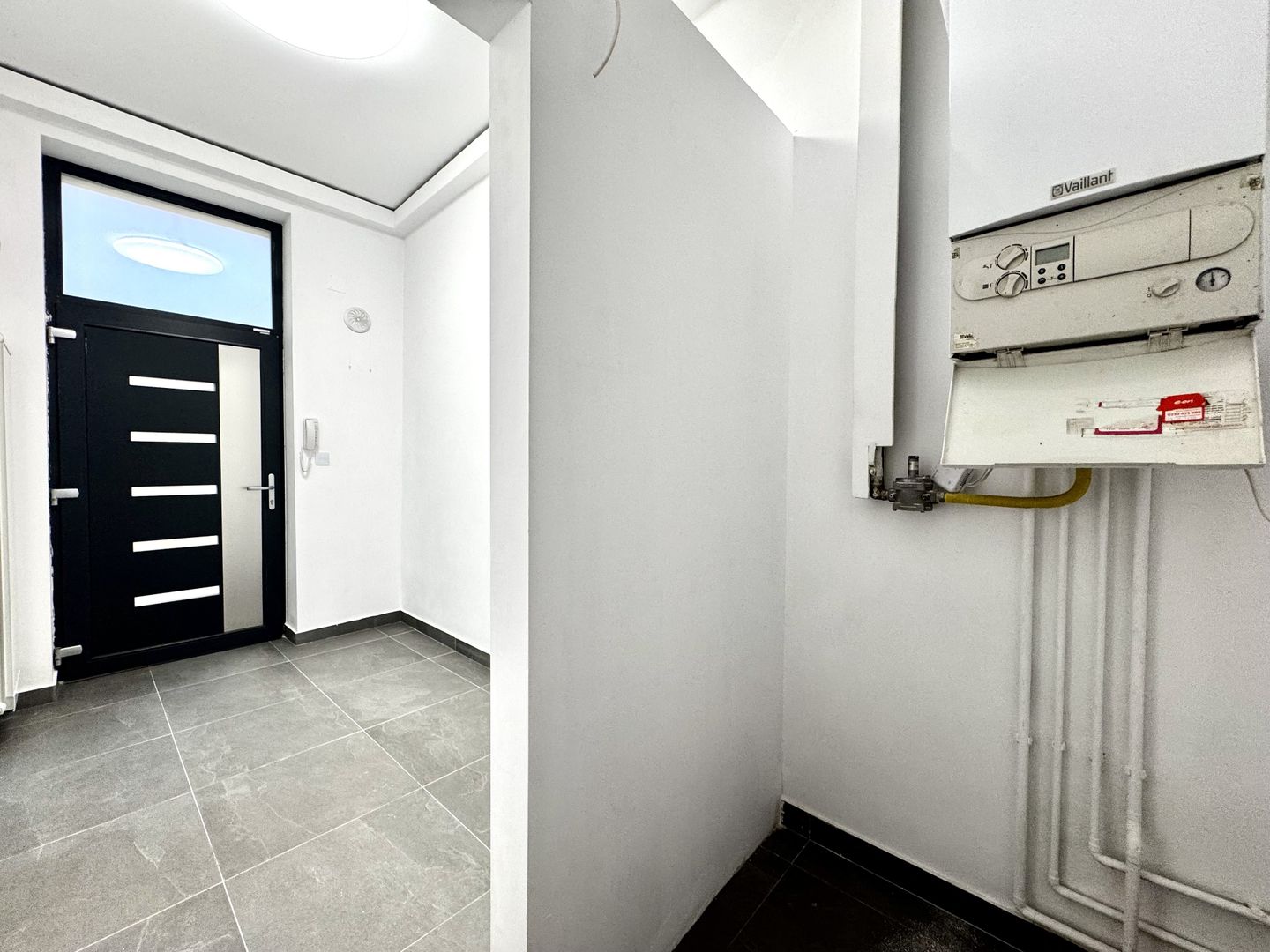 Spațiu birouri - renovat integral, etaj 1, in Piața Unirii - Poză 8