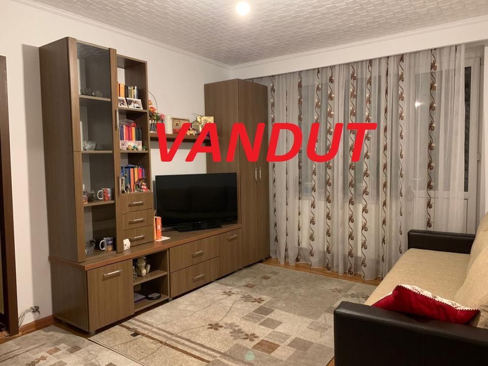 Vanzare Apartament Craiovei - Poză 1