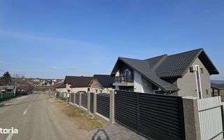 Casă modernă P+M cu vedere panoramică spre lac, Ciurbești, Miroslava - Poză 20