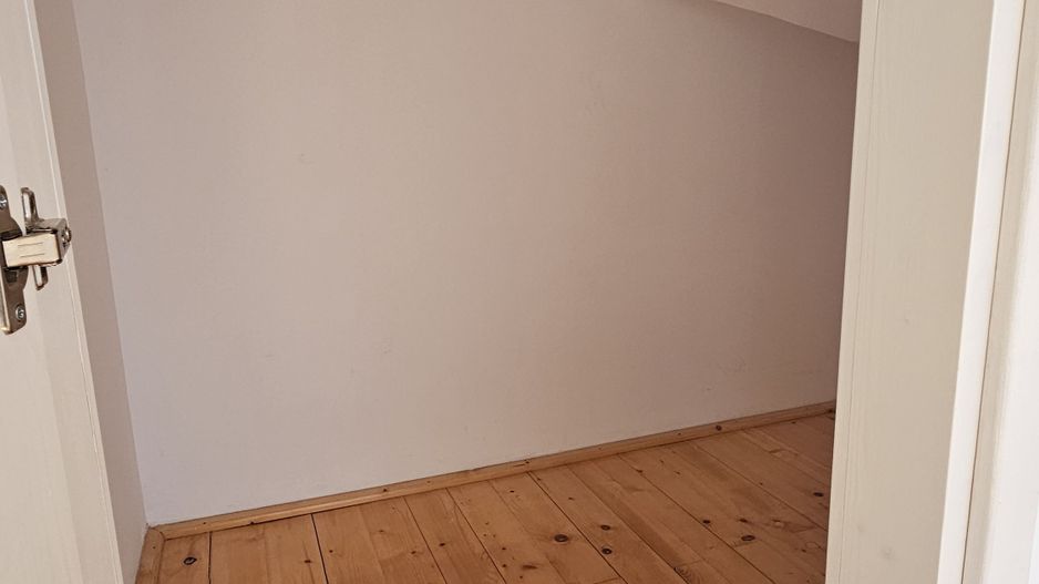 Apartament de inchiriat 6 camere 179 mp Etaj 2 + mansardă - Poză 21