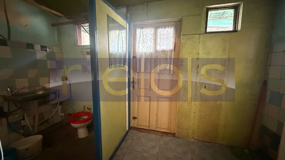 DE VANZARE CASA INTERBELICA  – 3 CAMERE - METROU STEFAN CEL MARE - Poză 7