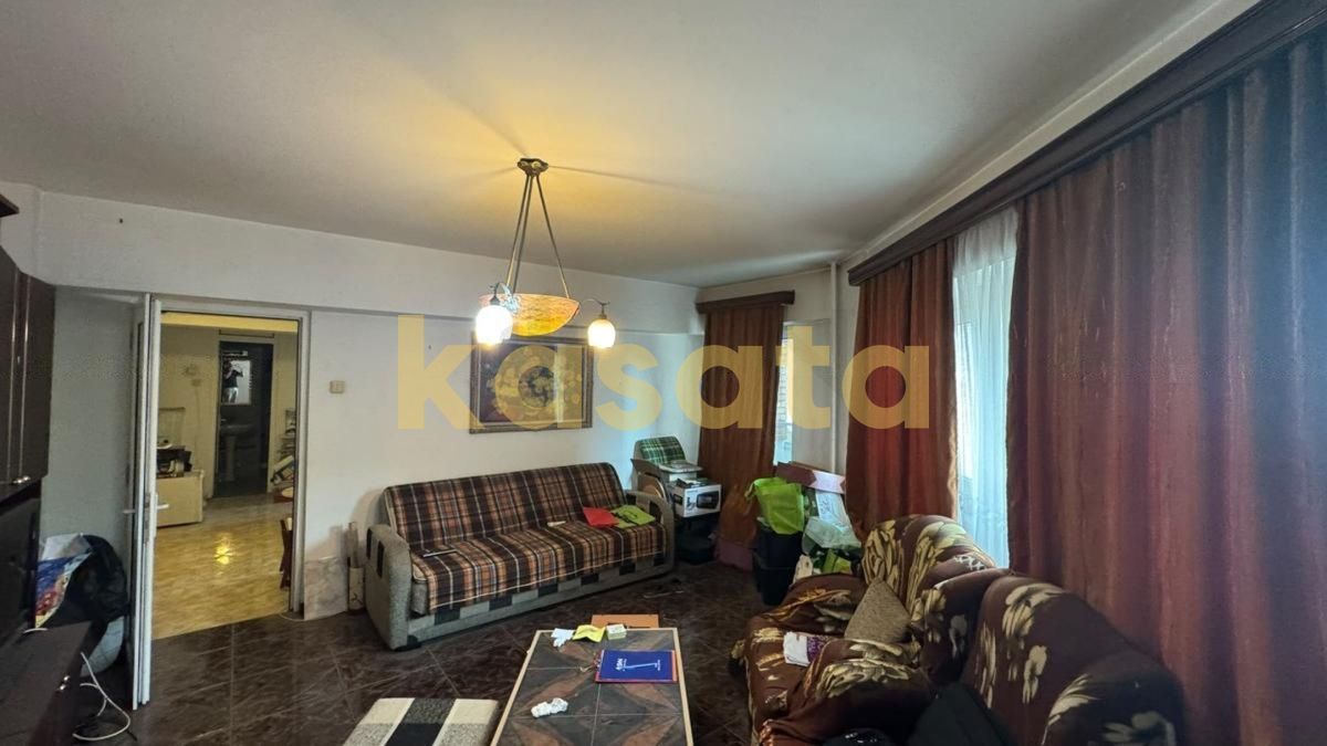 OPORTUNITATE | APARTAMENT 2 CAMERE | ROMANA | DOROBANTI | BLOC 1980 - Poză 1