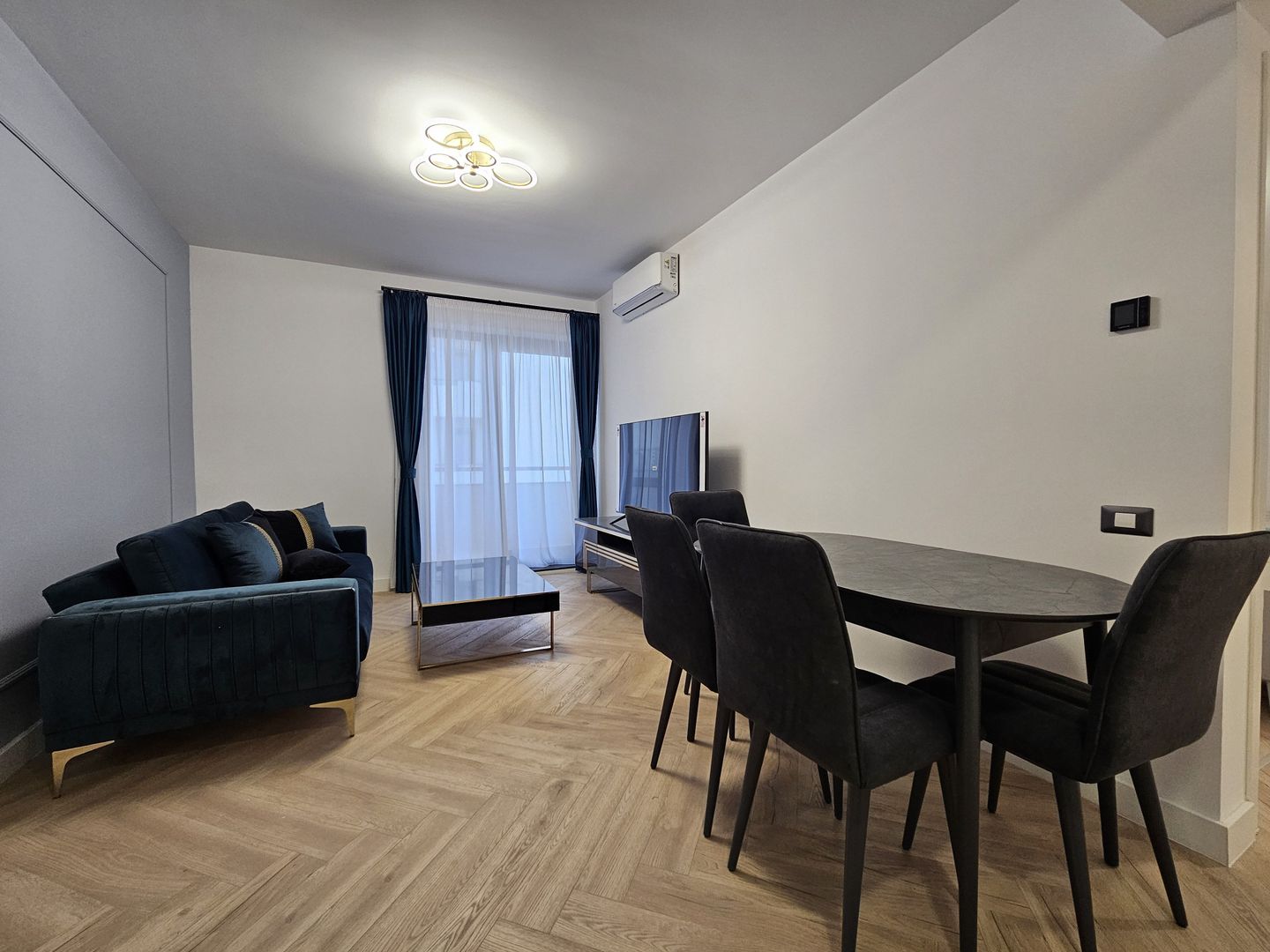 Apartament 3 camere Porsche Pipera de inchriat nou Lux - Poză 9