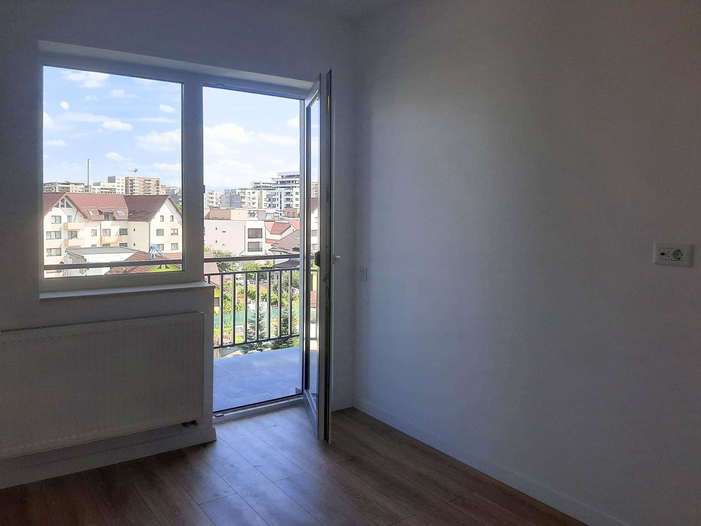 Un Apartament Pentru O Viață Bună  Coresi  2025 - Poză 17