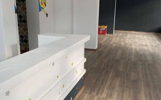 Spatiu comercial ,zona Octav Onicescu ,1000 euro negociabil - Poză 1