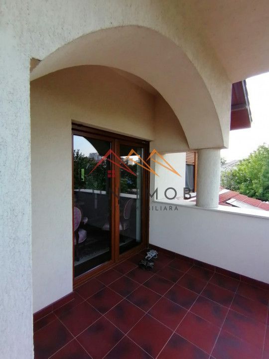 Vila P+E+M, an 2012, 6 camere, ultracentral, finisaje lux, Ploiesti,PH - Poză 20