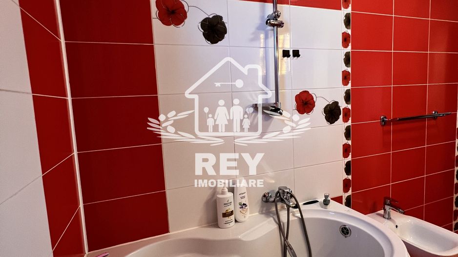 Apartament 3 camere/Etaj 1/Turnișor/Curte Interioară/Loc de parcare - Poză 7