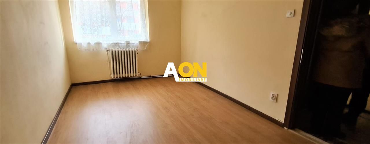 De vanzare apartament 2 camere zona Cetate - Poză 3