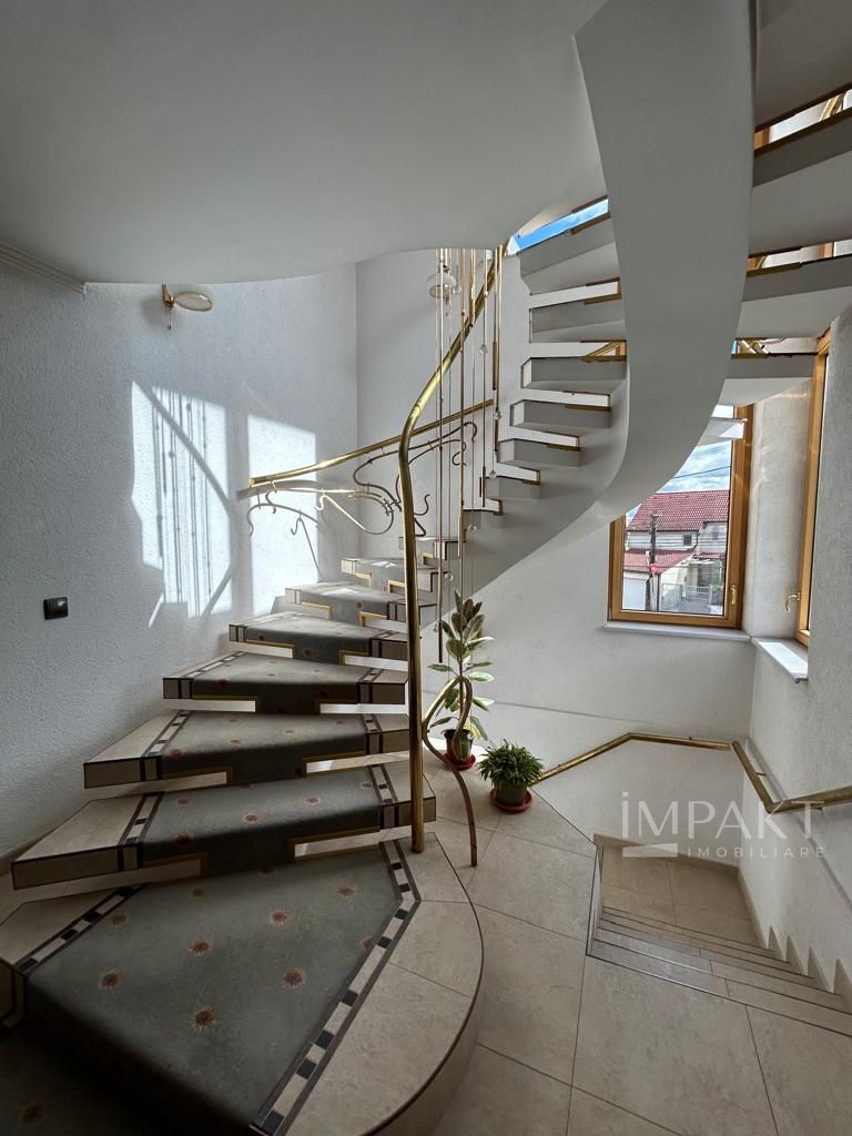 Vila individuala de lux de inchiriat, in cartier Gruia aproape de Cetatuie! - Poză 19
