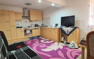 Casa pentru 2 familii, 7 Camere, 2 Garaje, 1500MP Teren - Poză 7