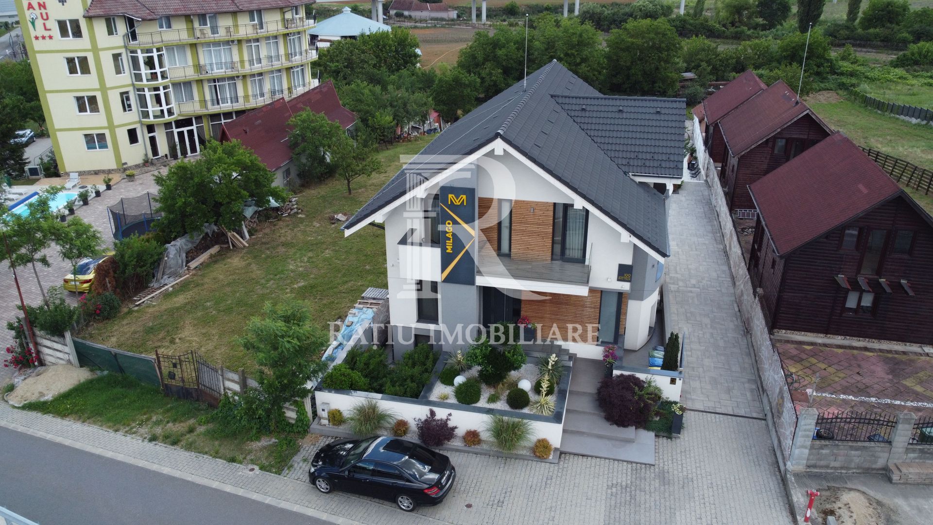 Pensiune agroturistica de vanzare | Piscina| Sauna| Sânmartin | Bihor - Poză 2