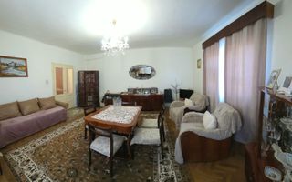 Casă tip duplex de vânzare – 217 mp, teren 897 mp, zona centrală Luduș - Poză 6