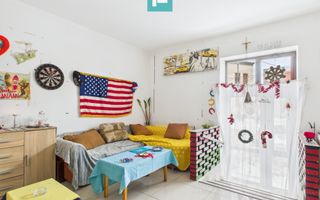 Casă cu 4 camere în zona Parneava - Poză 20