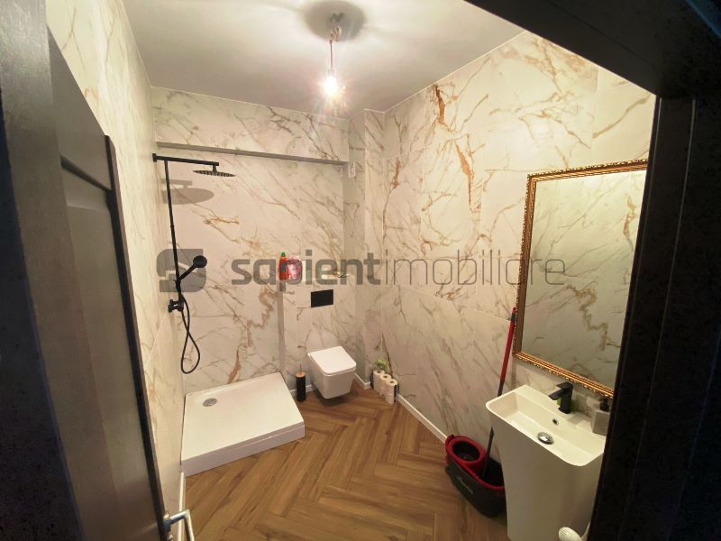 Ap.cu 3 camere central Crisana Residence - Poză 7