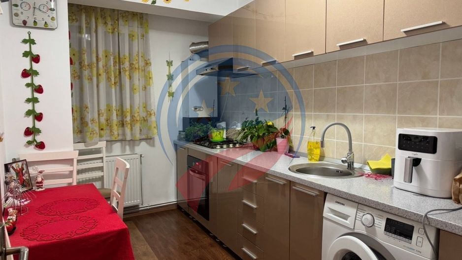 Garsoniera spatioasa, etaj 5, Brazda lui Novac langa Propers - Poză 1