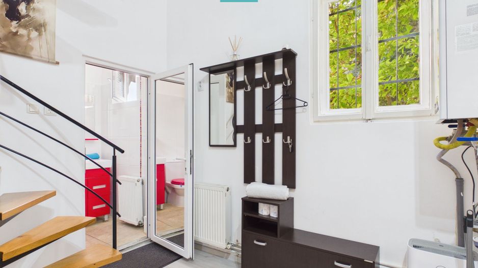 Apartament două camere decomandat ultracentral - Poză 3