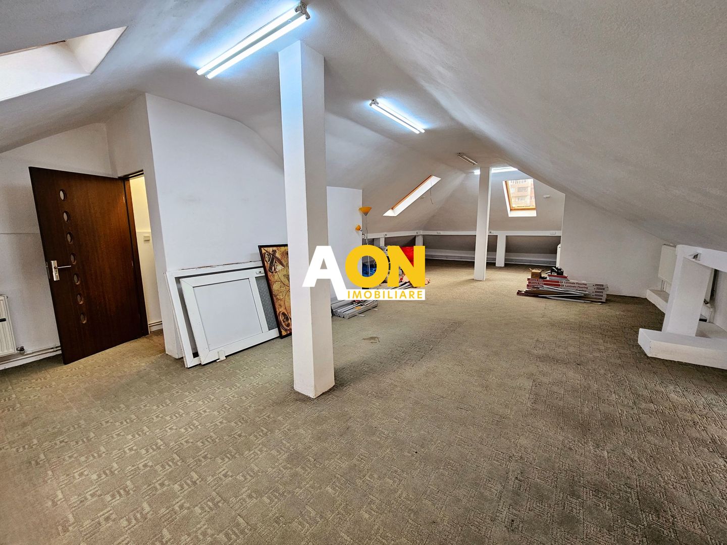 Spatiu comercial, 170 mp utili, pretabil pt regim hotelier sau birouri - Poză 12